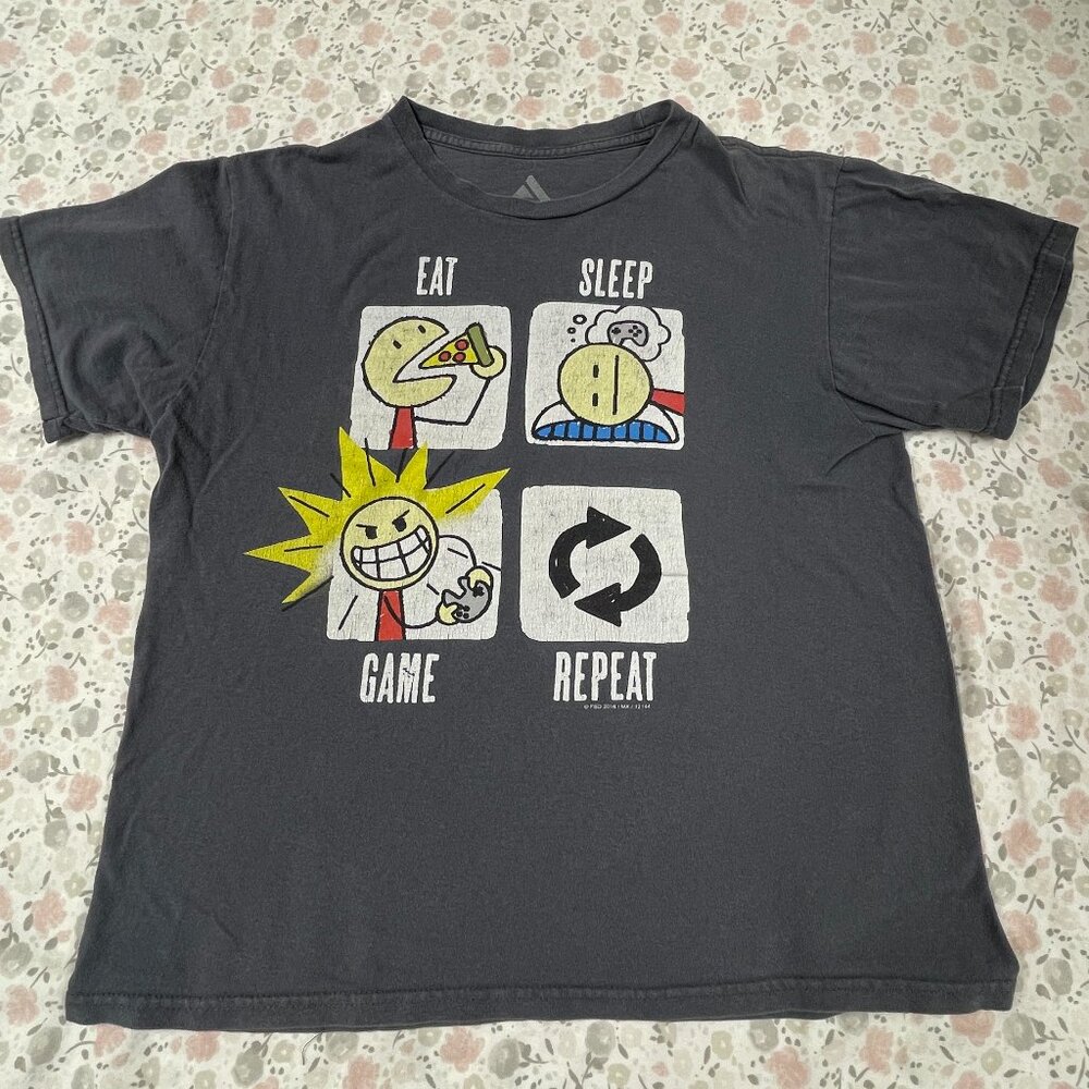 Eat Sleep Game Repeat - Boys Fun T-Shirt - Size XL - Well Used - Cotton
